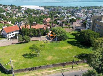 Terreno · 3386m² · Excelente terreno à venda em Porto Alegre, localizado na Rua Correa Lima,