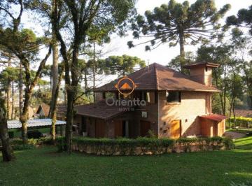 Casa · 236m² · 3 Quartos · Linda casa em Canela