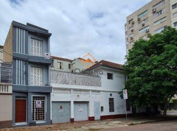 Fachada · Edifício (prédio) com 03 apartamentos de 01 dormitório no Bairro Auxiliadora