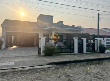 Casa · 165m² · 3 Quartos · 4 Vagas · Casa à venda - no Centro