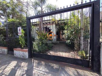 Comercial · 200m² · 4 Vagas · Casa comercial térrea na Av. Aparício Borges - bairro Teresópolis