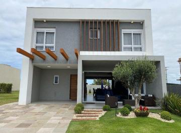 Casa · 185m² · 4 Quartos · 2 Vagas · Casa à venda - em Xangri-Lá