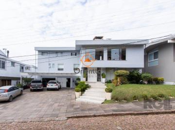 Casa · 564m² · 6 Quartos · 4 Vagas · Casa em condominio . com 6 suites, sendo 3 suítes master com closet e hidro.