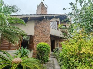 Casa · 400m² · 4 Quartos · 4 Vagas · Casa 400m² - 5 dormitórios, 4 vagas no bairro Vila Jardim