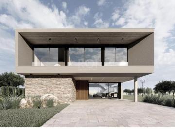 Casa · 293m² · 4 Quartos · 2 Vagas · Casa à venda - em Torres