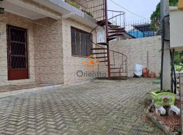 Casa · 220m² · 5 Quartos · 4 Vagas · Casa à venda - em Santa Isabel