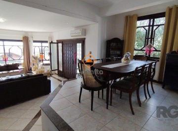 Casa · 237m² · 5 Quartos · 3 Vagas · Sobrado, 5 quartos, 2 suites, pátio, 3 vagas - Bairro Vila Nova
