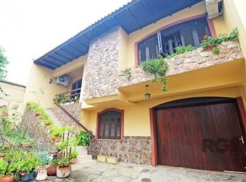 Casa · 155m² · 3 Quartos · 2 Vagas · Excelente casa de 154m² com 3 dormitórios e 2 vagas.
