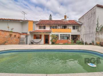 Casa · 232m² · 5 Quartos · 4 Vagas · Casa a venda composta de 4 dormitórios no bairro Jardim Isabel em Porto Alegre