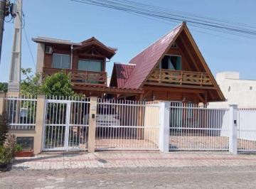 casas-para-investidores-na-praia-461808050.jpeg · Casas de Praia | 80m da Praia | Navegantes SC