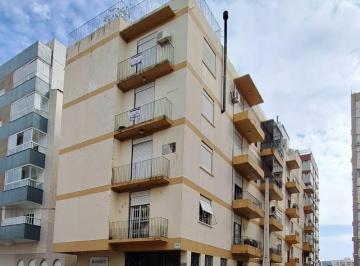 Apartamento · 45m² · 1 Quarto · Apartamento 1 dormitório Próx da parada para UFSM e centro