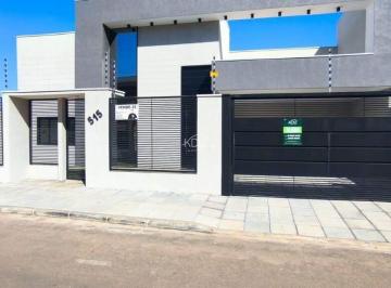Casa · 199m² · 3 Quartos · KDU IMOVEIS ALUGA! A APENAS UMA QUADRA DO LAGO, ESTA BELÍSSIMA CASA UNE CONFORTO, MODERNIDADE E PRAT