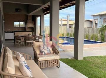 Casa · 320m² · 3 Quartos · 2 Vagas · Vendo Casa em Condomínio Fechado 200 metros da Praia