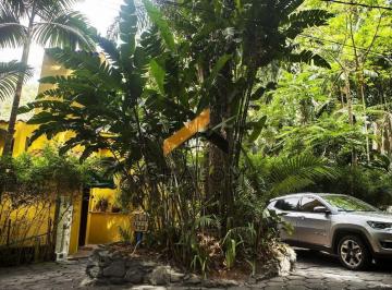 Casa · 350m² · 3 Quartos · 5 Vagas · Excelente Casa à Venda no Jardim Iolanda: Conforto, Amplitude e Segurança em Meio à Natureza