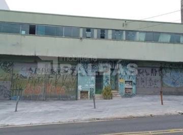 Comercial · 668m² · GALPÃO VENDA OU LOCAÇÃO - ESTRUTURA COMPLETA , EXCELENTE LOCALIZAÇÃO.