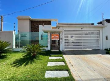 Casa · 280m² · 3 Quartos · 2 Vagas · Casa à venda em Sapezal, Água Clara IV, com 3 quartos, com 280 m²