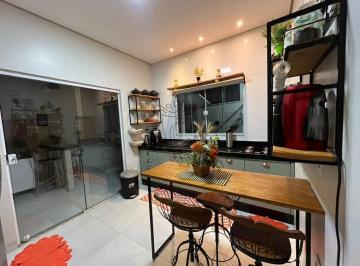 Casa · 109m² · 3 Quartos · 2 Vagas · Casa à venda em Sapezal, Água Clara VII, com 3 quartos, com 109.5 m²