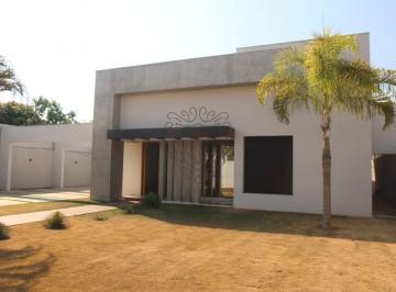 Casa · 300m² · 3 Quartos · 3 Vagas · Casa à venda em Sapezal, null, com 3 quartos, com 300.6 m²