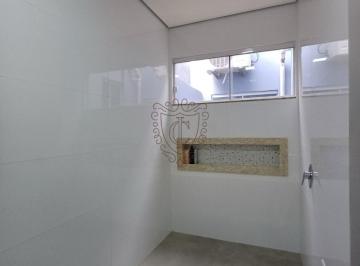 Casa · 202m² · 4 Quartos · 2 Vagas · Sobrado à venda em Sapezal, Agua Clara, com 4 quartos, com 202.5 m²