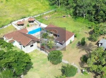 Rural · 51000m² · 2 Quartos · Sítio em Centro  -  Juquitiba