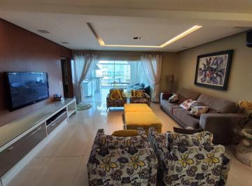 Apartamento · 253m² · 3 Quartos · 2 Vagas · Cobertura 3 suítes, vista mar, 2 vagas, Enseada