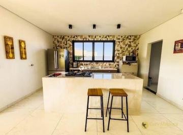 bce4250b481571a32eabf8b1b81cb7763ac72423 · Casa com 4 dormitórios à venda, 320 m² por R$ 1.850.000,00 - Condomínio Fechado Bothanica Itu - Itu/