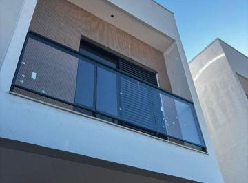 Casa · 89m² · 2 Quartos · 1 Vaga · Sobrado com 2 quartos à venda no Bairro Vida Nova - Uberlândia/MG