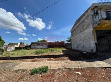 Terreno · 300m² · Procurando terreno comercial? Este fica em ótima localização