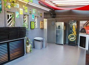 Casa · 224m² · 3 Quartos · 3 Vagas · Sobrado com 3 dormitórios à venda, 224 m² por R$ 900.000,00 - Vila Floresta - Santo André/SP