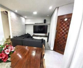 Casa · 171m² · 3 Quartos · 2 Vagas · Sobrado à venda, 171 m² por R$ 640.000,00 - Utinga - Santo André/SP