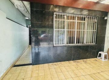 Casa · 280m² · 3 Quartos · 2 Vagas · Sobrado com 03 dormitórios para venda ou locação, 280m² na Vila Alzira - Santo André/SP