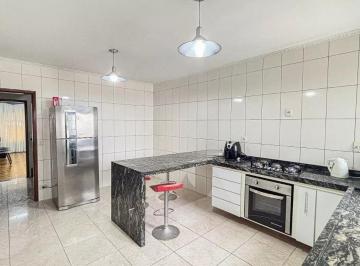Casa · 185m² · 3 Quartos · 2 Vagas · Sobrado com 03 dormitórios para venda e locação, 185 m² na Vila Floresta - Santo André/SP