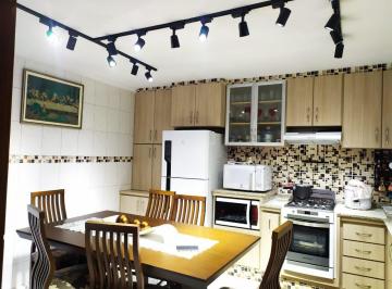 Casa · 176m² · 3 Quartos · 2 Vagas · Sobrado à venda, 176 m² por R$ 850.000,00 - Vila Pires - Santo André/SP