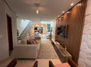 Casa · 205m² · 3 Quartos · 4 Vagas · Sobrado com 3 dormitórios à venda, 205 m² por R$ 1.470.000,00 - Vila Floresta - Santo André/SP