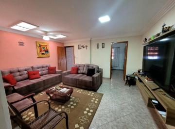 Casa · 180m² · 2 Quartos · 2 Vagas · Casa com 2 dormitórios à venda, 180 m² por R$ 635.000,00 - Parque Jaçatuba - Santo André/SP