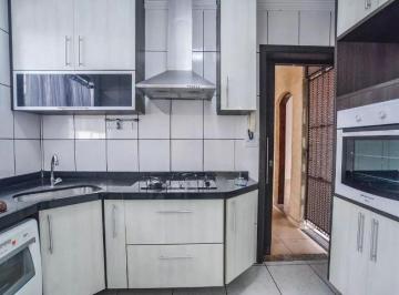 Casa · 221m² · 3 Quartos · 4 Vagas · Sobrado com 3 dormitórios à venda, 221 m² por R$ 1.015.000,00 - Vila Floresta - Santo André/SP