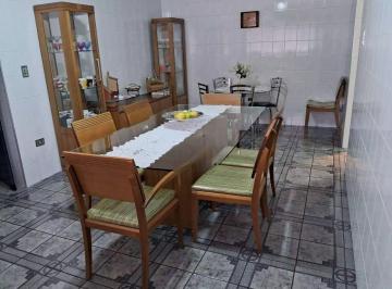 Casa · 208m² · 3 Quartos · 4 Vagas · Sobrado com 3 quartos à venda, 208 m² por R$ 745.000 - Parque Jaçatuba - Santo André/SP