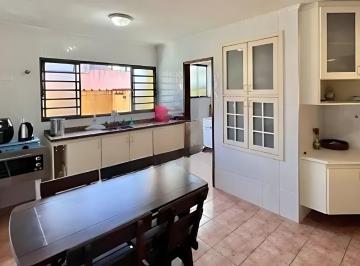 Casa · 197m² · 3 Quartos · 4 Vagas · Sobrado com 3 dormitórios à venda, 197 m² por R$ 860.000,00 - Jardim Pilar - Santo André/SP