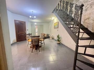 Casa · 164m² · 3 Quartos · 2 Vagas · Sobrado com 3 dormitórios à venda, 164 m² na Vila Pires - Santo André/SP