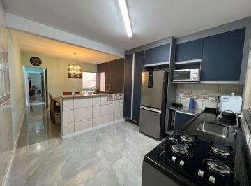 Casa · 213m² · 3 Quartos · 4 Vagas · Sobrado com 3 dormitórios à venda, 213 m² por R$ 650.000,00 - Jardim Irene - Santo André/SP