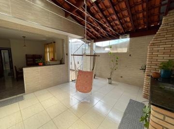 Casa · 205m² · 4 Quartos · 2 Vagas · Sobrado com 4 quartos à venda, 205 m² por R$ 720.000 - Jardim Santo Alberto - Santo André/SP