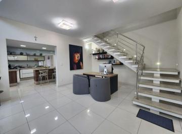 Casa · 245m² · 3 Quartos · 3 Vagas · Sobrado com 3 dormitórios para alugar, 245 m² por R$ 10.320,00/mês - Vila Bastos - Santo André/SP