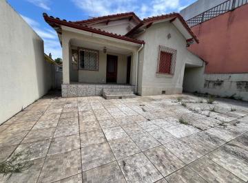 Casa · 250m² · 4 Quartos · 9 Vagas · Casa com 4 dormitórios, 250 m² - venda por R$ 2.350.000,00 ou aluguel por R$ 9.000,00/mês - Vila Pir