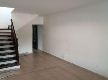 Casa · 205m² · 3 Quartos · Sobrado com 3 dormitórios à venda, 205 m² por R$ 865.000 - Vila Eldízia - Santo André/SP