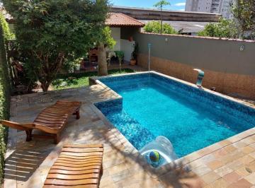 Casa · 260m² · 4 Quartos · 5 Vagas · Sobrado com 4 dormitórios, 260 m² - venda por R$ 1.800.000,00 ou aluguel por R$ 13.316,00/mês - Camp