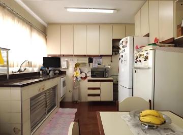 Casa · 242m² · 3 Quartos · 3 Vagas · Sobrado com 3 dormitórios à venda, 242 m² por R$ 1.070.000,00 - Vila Eldízia - Santo André/SP