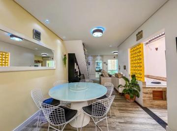 Casa · 194m² · 3 Quartos · 3 Vagas · Sobrado à venda com 3 Quartos, 194m² por R$ 1.052.000 na Vila Valparaíso - Santo André/SP