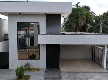 Casa de 3 quartos, Guará · Linda casa com 280m² e 3 quartos no Guará Park