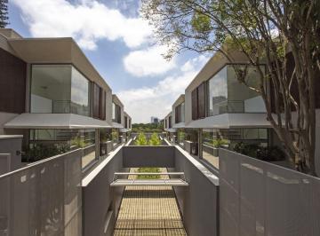 Casa de 4 quartos, São Paulo · Belissima casa com altissimo padrão de acabamento / luxo e exclusividade