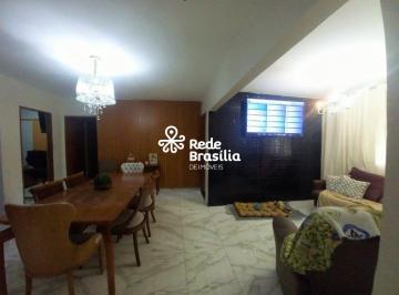 Casa · 60m² · 3 Quartos · 3 Vagas · Quadra 8 | Casa Sobrado com 3 quartos - sendo 1 suíte - 3 vagas - área gourmet - aceita financiament